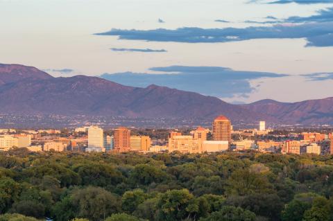 Albuquerque-New-Mexico-skyline